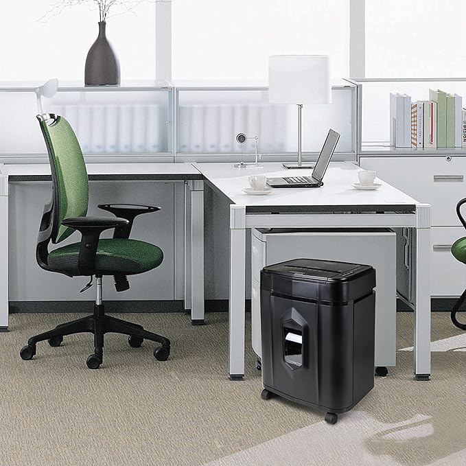 Aurora AU120MA 120-Sheet Auto Feed High Security Micro-Cut Paper Shredder / 30 Minutes (Black)