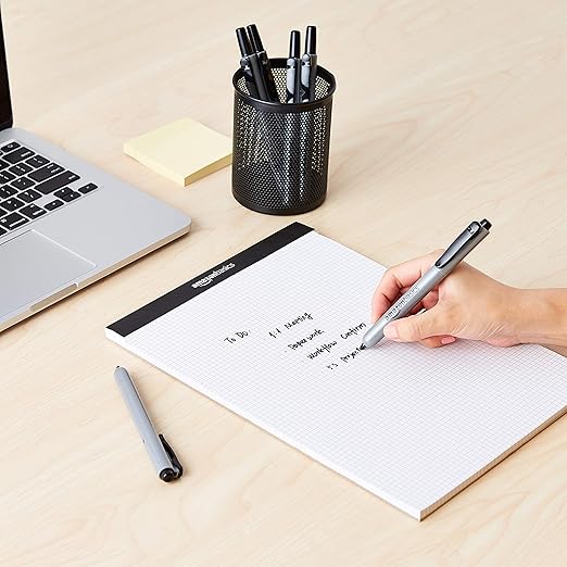 Amazon Basics Retractable Permanent Markers, Versatile Art Supplies for Home, School, and Office Use, 12 Count, Black