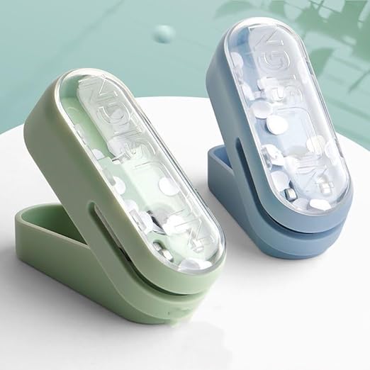 Knamoda Mini Small Hole Puncher Green Color, 10 Sheet Paper Hole Puncher Capacity Single Hole Puncher for Office Use Or Gift for Students (Green)