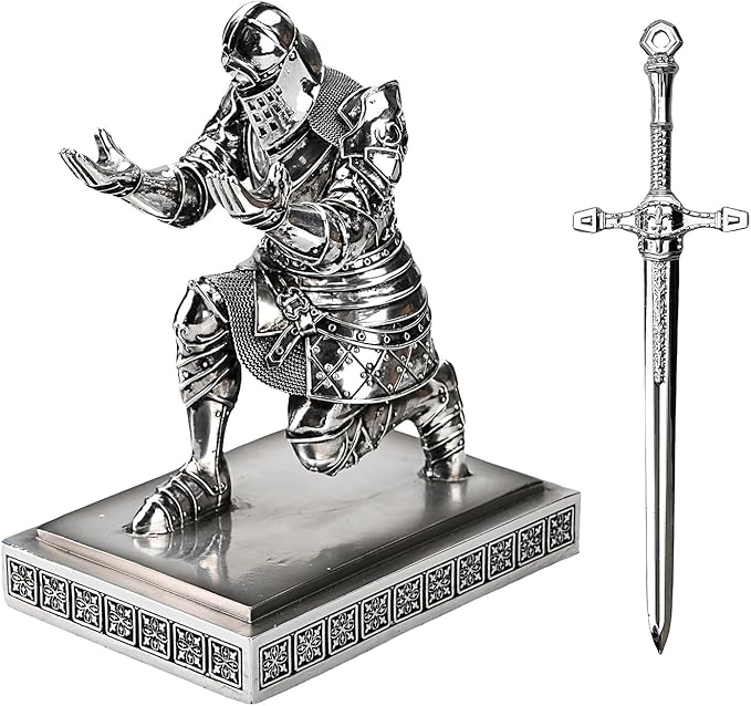 King's Guard Knight Pen Holder Pen Stand Desk Organizers and Accessories Resin Pencil Holder as Gift for Office and Home (Silver(Plating))