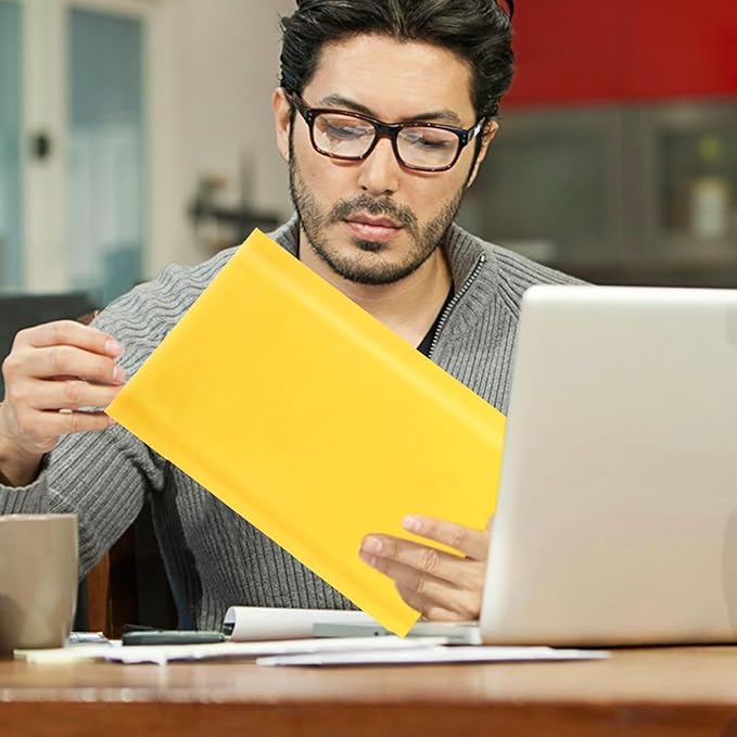 Kraft Bubble Mailers 6×10' Inch 50 Pack Yellow shipping envelopes Self-Seal Padded Mailing Envelopes for Jewelry Makeup Supplies and Small Business Packaging